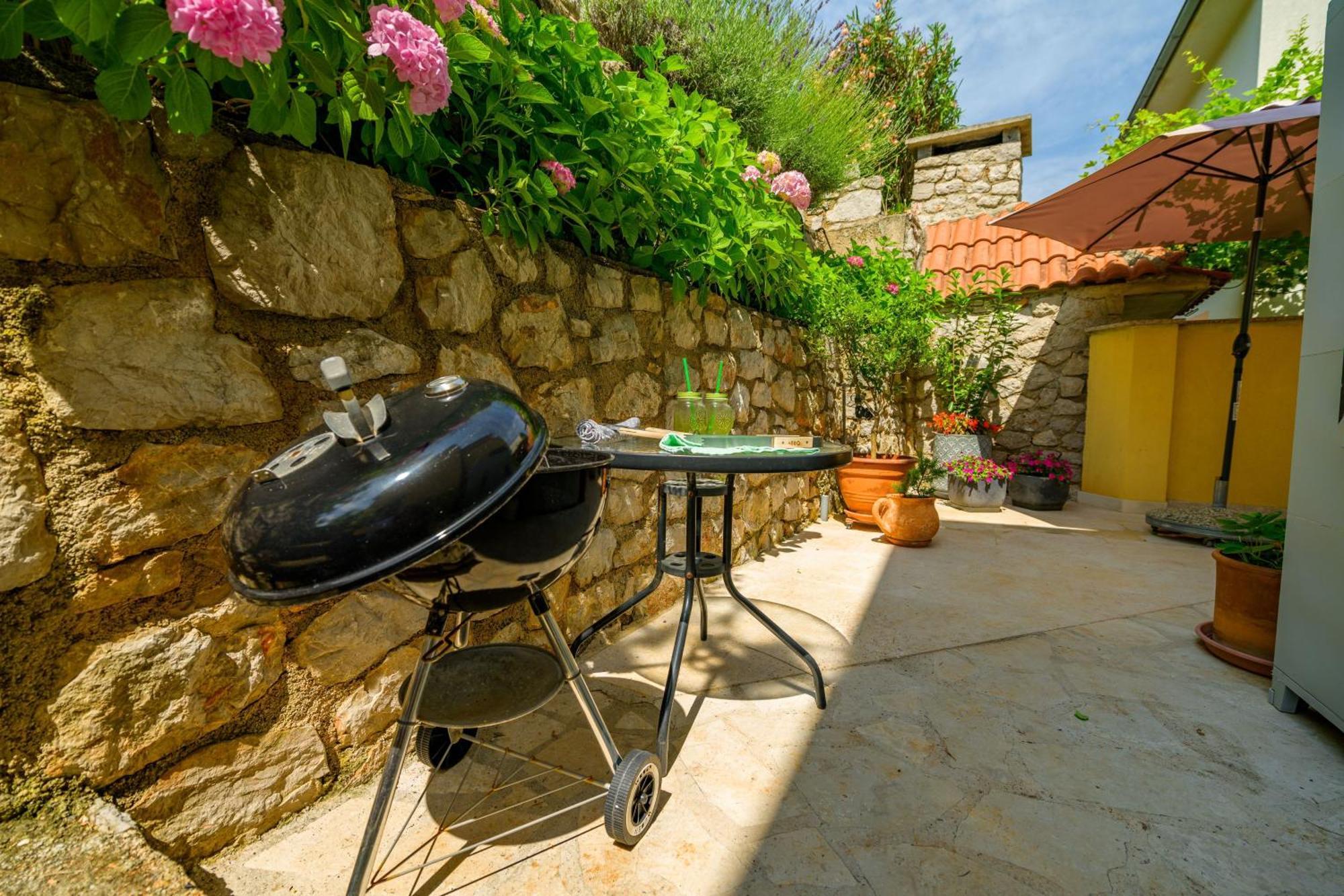 House Rosa Apartment Mali Lošinj Exterior foto